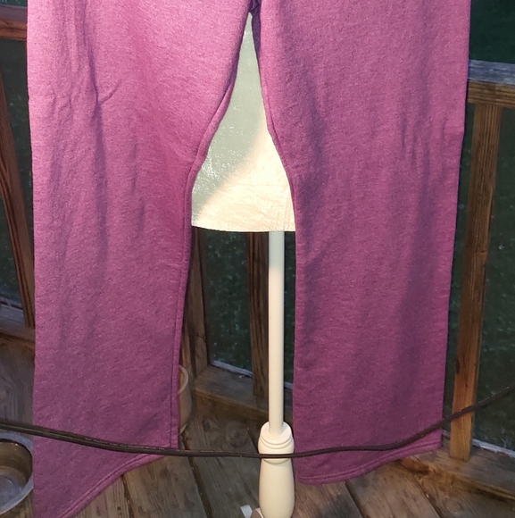 Hanes Purple Sweatpants in size Petite Small super comfortable! - Picture 3 of 6